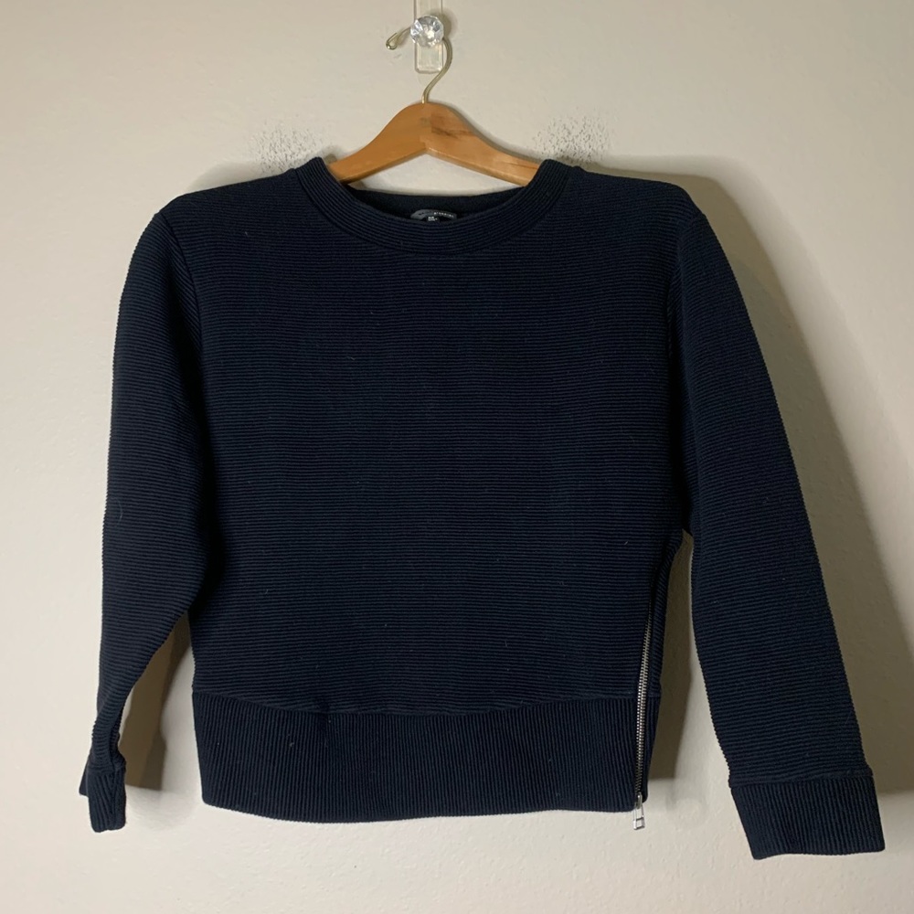 Aritzia Wilfred Free Black Ribbed Cropped Sweatshirt XS